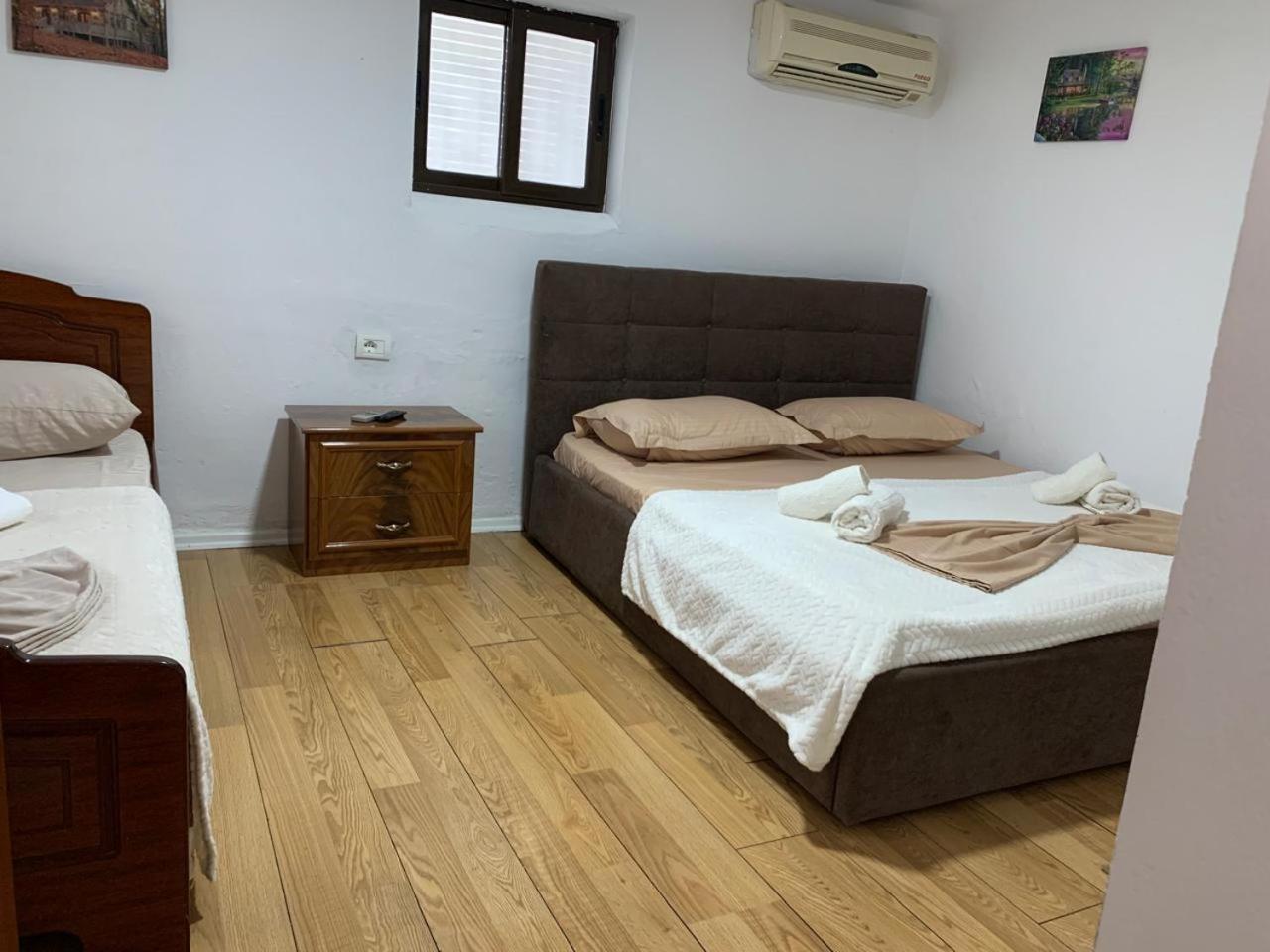 Guesthouse N&B Berat Zewnętrze zdjęcie